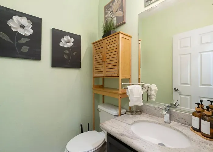 Perfect Base Downtown Freeways & Holiday home *